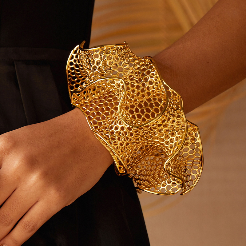 IVOG Petals Design Gold Color  - огляд і ціна Women'S Fashion Website
